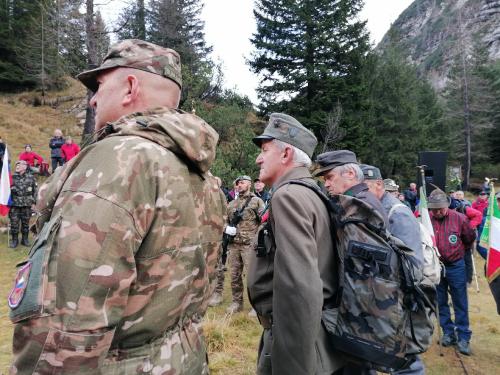 Pot-spomina-Krnsko-jezero-2022-11